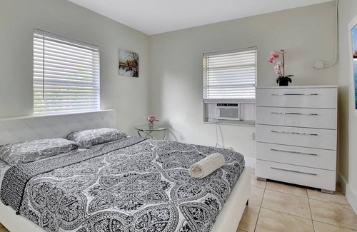 Delray Beach Cottage | Two bedroom cottage walk to Atlantic, pet friendly, free parking