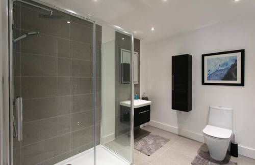 Newry Apartment | Two bedroom Deluxe Apartment Newry