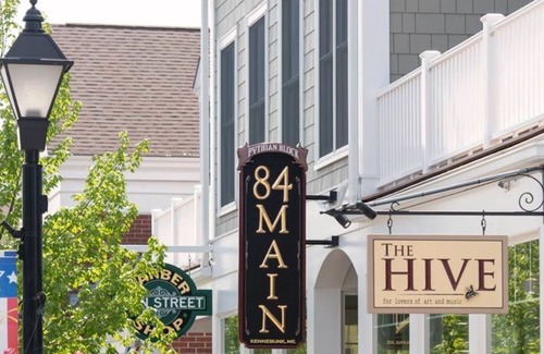 Kennebunk Condo | Two Bedroom Deluxe, Luxury Condo, Kennebunk Maine 1719985