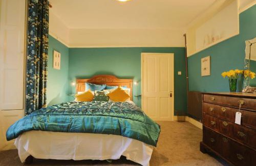 Clifton Apartment | Two Bedroom flat in Caledonia Place