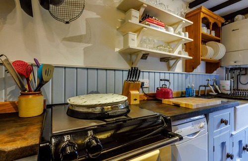 Blockley Cottage | Two bedroom holiday cottage in the Cotswolds - Honeysuckle Cottage, Blockley
