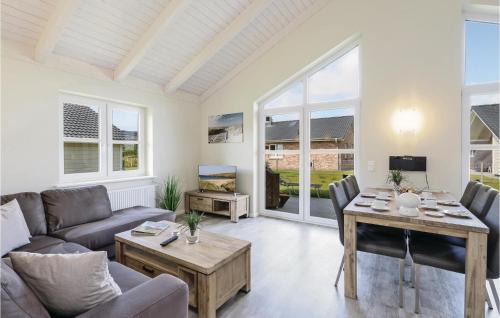 Dagebuell House | Two-Bedroom Holiday Home In Dagebull