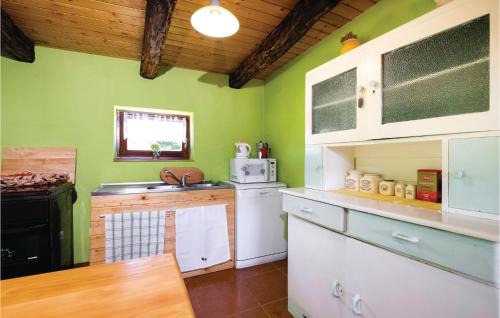 Ozalj House | Two-Bedroom Holiday Home In Ozalj