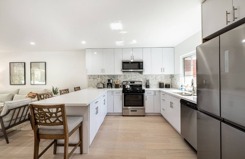 West Mesa Condo | Two Bedroom Home Near Beach (Santa Barbara)
