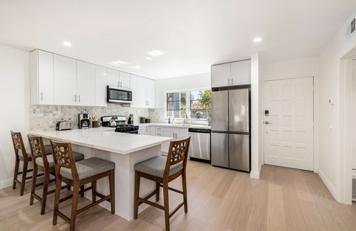West Mesa Condo | Two Bedroom Home Near Beach (Santa Barbara)