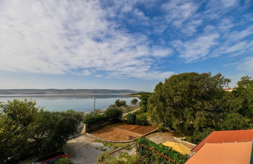 Seline Apartment | Two bedroom apartment near beach Seline, Paklenica (A-6564-a)