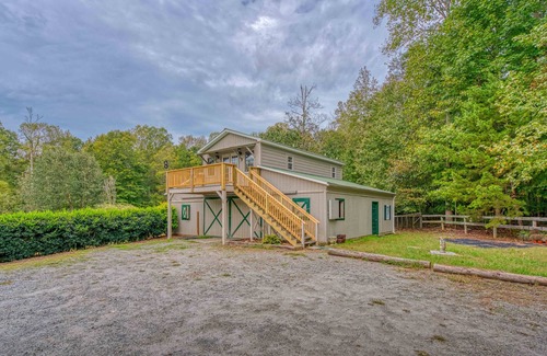 Columbus Apartment | Two bedroom Hunt Box Apartment 8.9 miles from Tryon International Equestrian