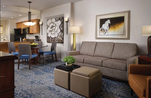 North Scottsdale Apartment | TWO BEDROOM LOCKOFF VILLA at SHERATON DESERT OASIS, Scottsdale AZ