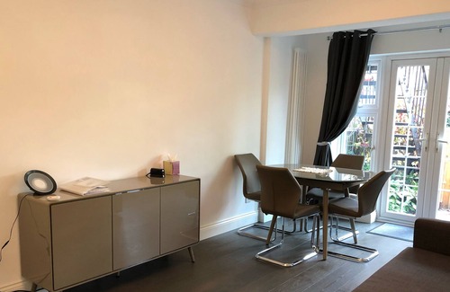 Southfield Apartment | Two bedroom maisonettes flat in Chiswick. London