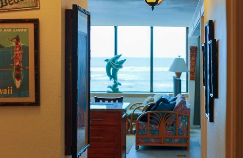 Mokuleia Condo | Two Bedroom Ocean Front Condo in Waialua. Awesome 180 degree view of the ocean.