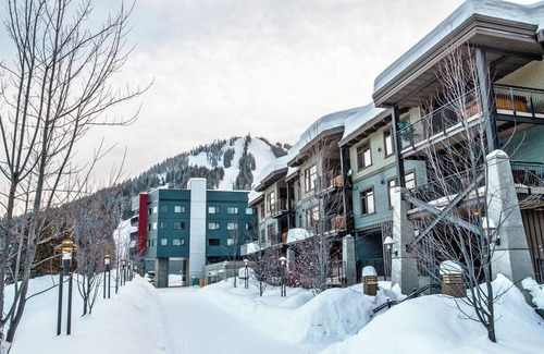 Rossland Condo | Two Bedroom | Sleeps 2-4 | Slalom Creek Condos
