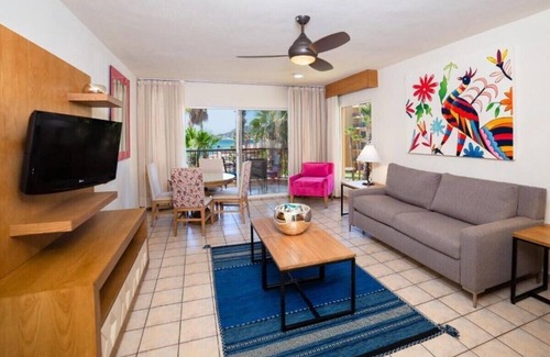 South Hotel Zone Resort | Two-Bedroom Suite in Villa Del Palmar Beach Resort & Spa Cabo San Lucas