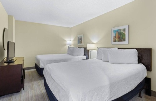 Crescent Beach Resort | Two Bedroom, Ocean View, North Myrtle Beach, SC 3945074