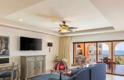 Los Cabos Resort | Two Bedroom Villa - Hacienda Encantada Residences