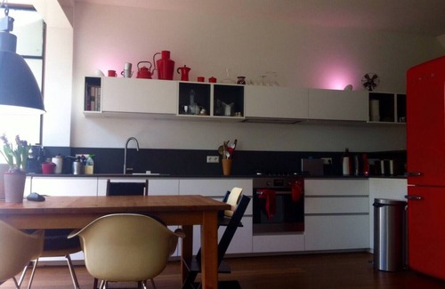 Amsterdam West Apartment | Two-bedrooms apartment walking distance to the city centre comfortably sleep 5