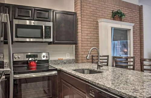 Downtown Baltimore Apartment | Two bedrooms at Vault