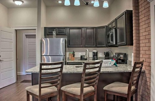 Downtown Baltimore Apartment | Two bedrooms at Vault