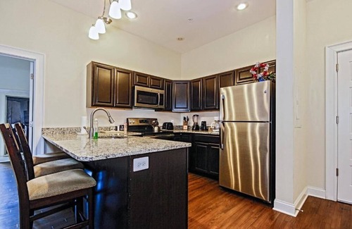 Downtown Baltimore Apartment | Two bedrooms at Vault