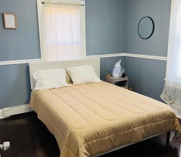 Irvington House | Two Bedrooms Home