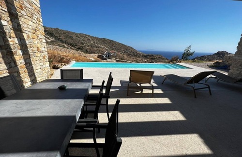 Milopotas Villa | Two Br Private Peaceful Mylo Villa No Living Room Close to Mylopotas Beach
