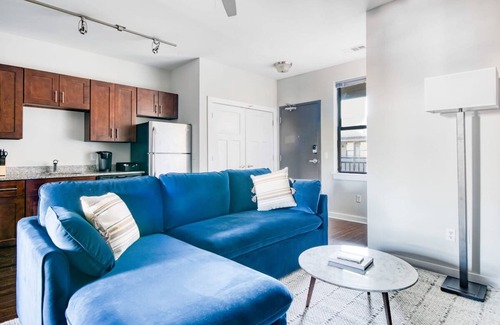 Music Row Apartment | TWO Cozysuites Charming Music Row Condos w Parking