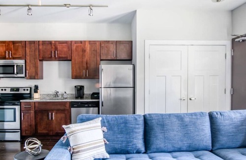 Music Row Apartment | TWO Cozysuites Modern Music Row Condos w Parking