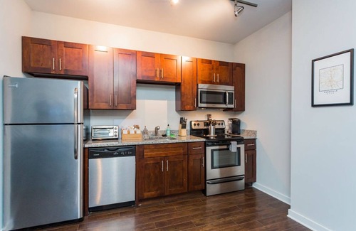 Music Row Apartment | TWO Cozysuites Stylish Music Row Condos w Parking