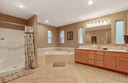 Sagle House | Two Custom Waterfront Adjoining Homes sleep 36 people- Great for large groups!