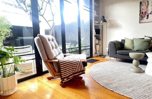 Richmond House | TWO FIVE ZERO RICHMOND four bedroom cityviews lockup garage