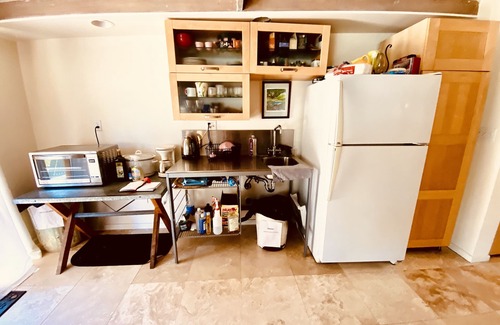 Malibu Apartment | Two Goat farm in Malibu Mountains, Cozy & Charming