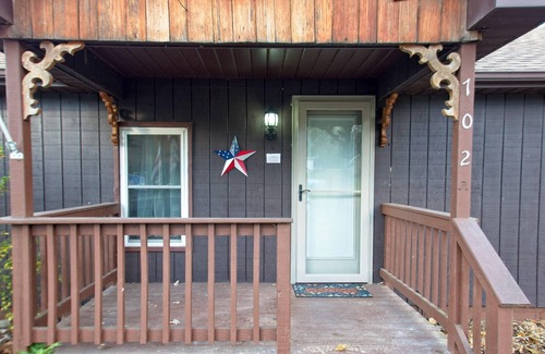 Rileyville Cabin | Two Homes! Firepit&Near River-Shenandoah Sweeties