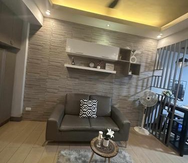 Pasay Apartment | Two Palm Tree Villas by 3 sisters cozy place at naia