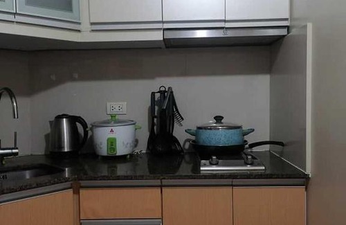 Pasay Hotel | TWO PALM TREE VILLAS