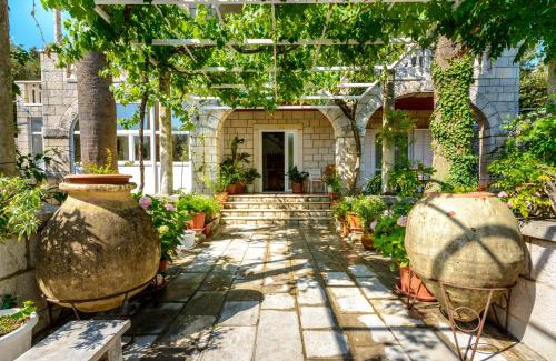 Zaton House | Two Palms Villa