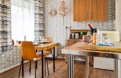 Aberaeron House | Two Peas In A Pod