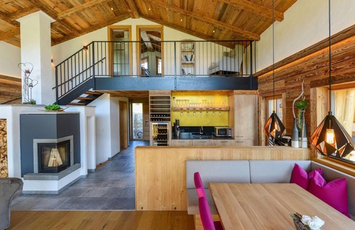 Goldegg Ski Chalet | Two perfect chalets with sauna and fireplace