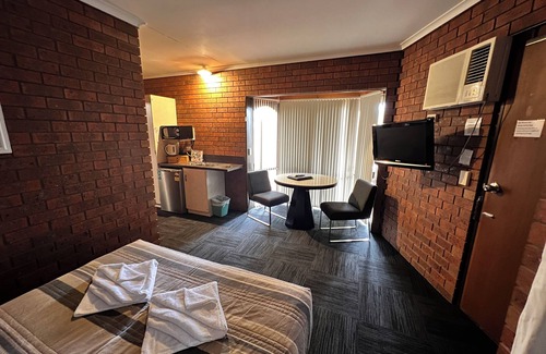 Wentworth Hotel | Two Rivers Motel