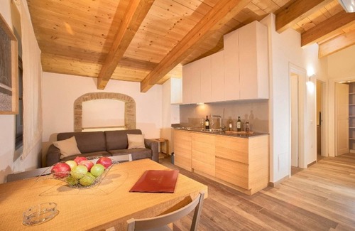 Foligno House | Two-room Holiday Home With Swimming Pool