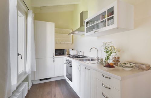 Polpenazze del Garda Apartment | Two-roomed apartment sleeping 4 wi-fi, garage, swimming pool (CIR 017145-CNI-00026)