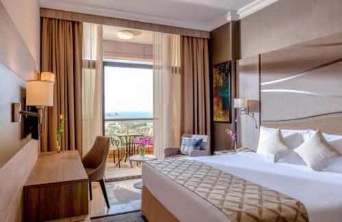 Al Sufouh 2 Apartment | Two Seasons Hotel & Apartments