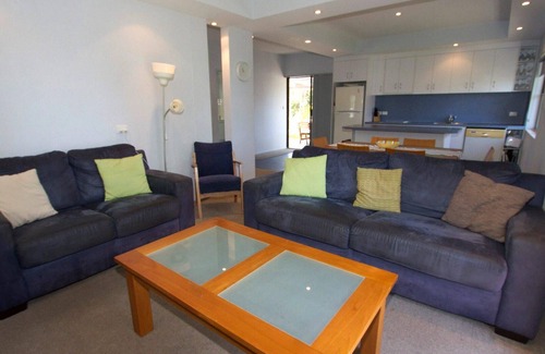Tuncurry Apartment | Two Storey Apartment Sandcastle 7