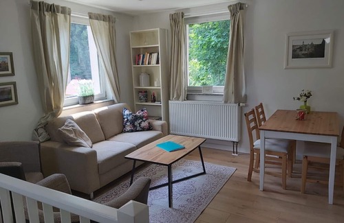 Loschwitz House | Two-storey house with dishwasher and washing machine