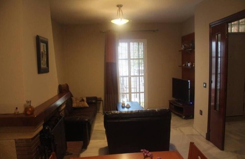 San Fernando House | Two-story house with garden and patio in a quiet area. Easy parking