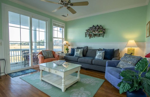 Bonito Boathouses House | Two-Story Marina Home w/ Spectacular Sunset Views - Steps to Boathouse