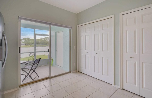 Sabal Harbour House | Two Story Unit Townhome, WiFi, Tennis, Stainless Kitchen, Heated Pool, Close to Interstate