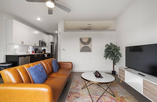 Downtown Louisville Apartment | Two Stylish Nulu CozySuites