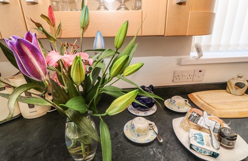 Rosudgeon Cottage | TWO THREES, family friendly, with a garden in Rosudgeon