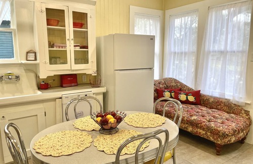 Lafayette Cottage | TWO Waterfront Cottages: 1 Modern, 1 Old-Fashioned + 2.5 acres on BAYOU!