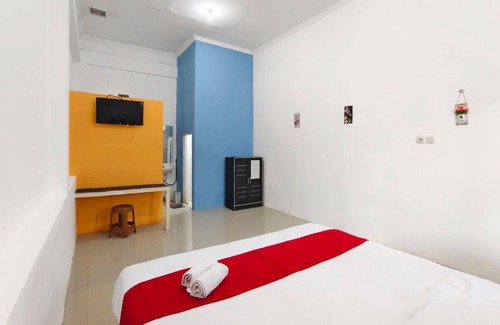 Mojokerto House | TwoSpaces Living at Bypass Homestay, Mojokerto