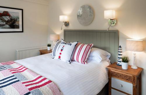 Kingsbridge House | Twysden Cottage